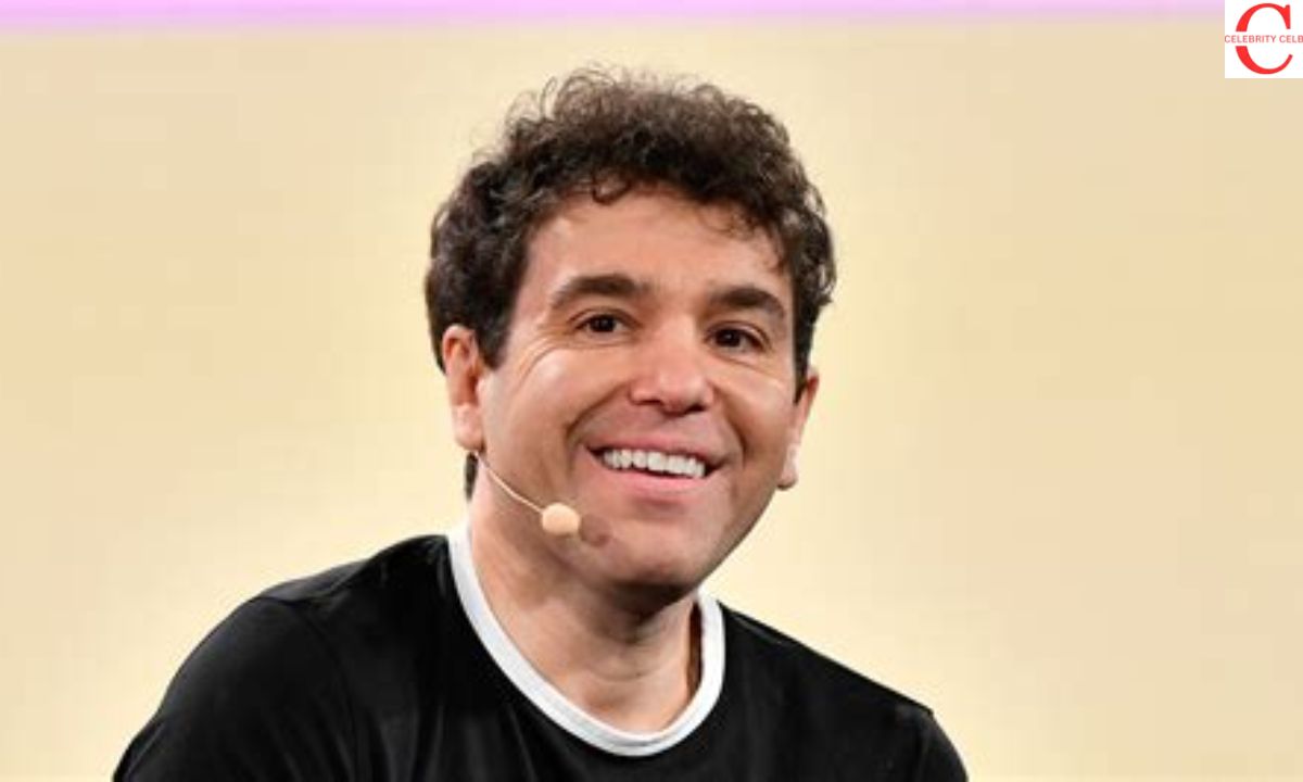 Who is Jon Lovett Dating Breakups, Rumors, and More